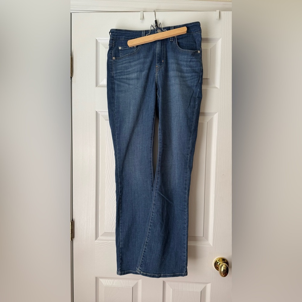 Levi’s 725 High Rise Bootcut Women's Jeans
